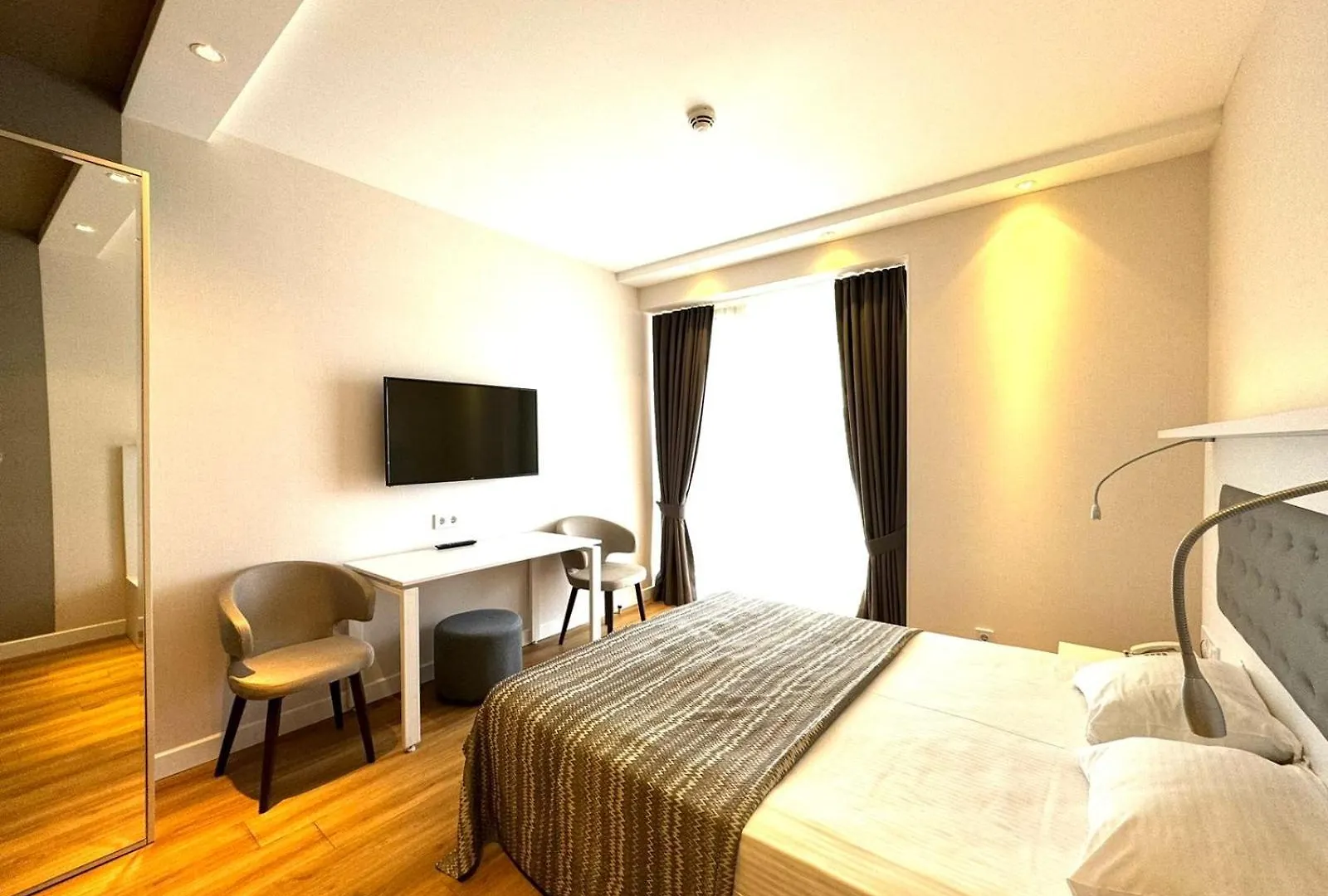 Oval Palace Apartments Batumi